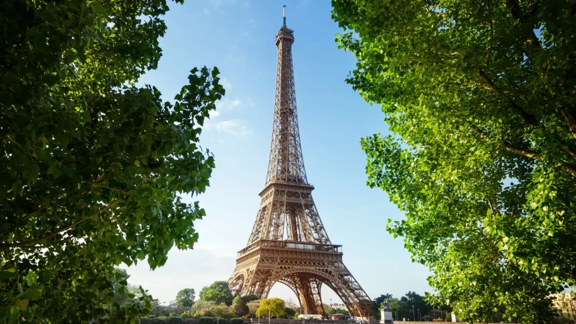 eiffel-tower-tours